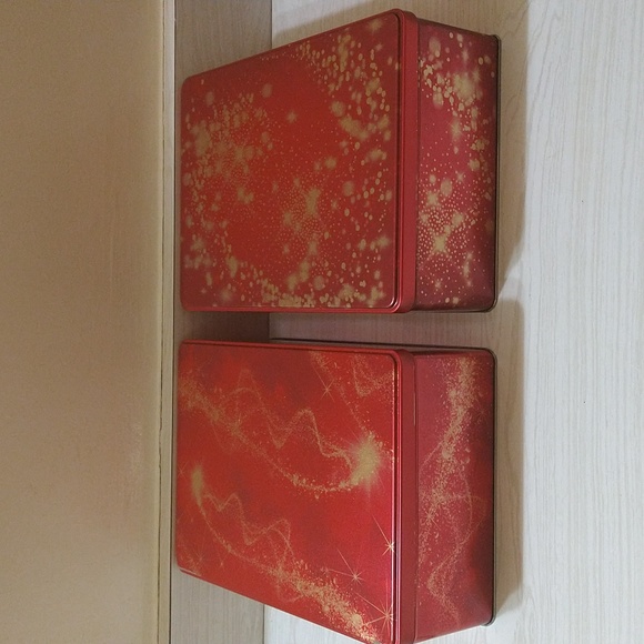 Holiday Tin Gift/Storage Containers - Picture 2 of 5